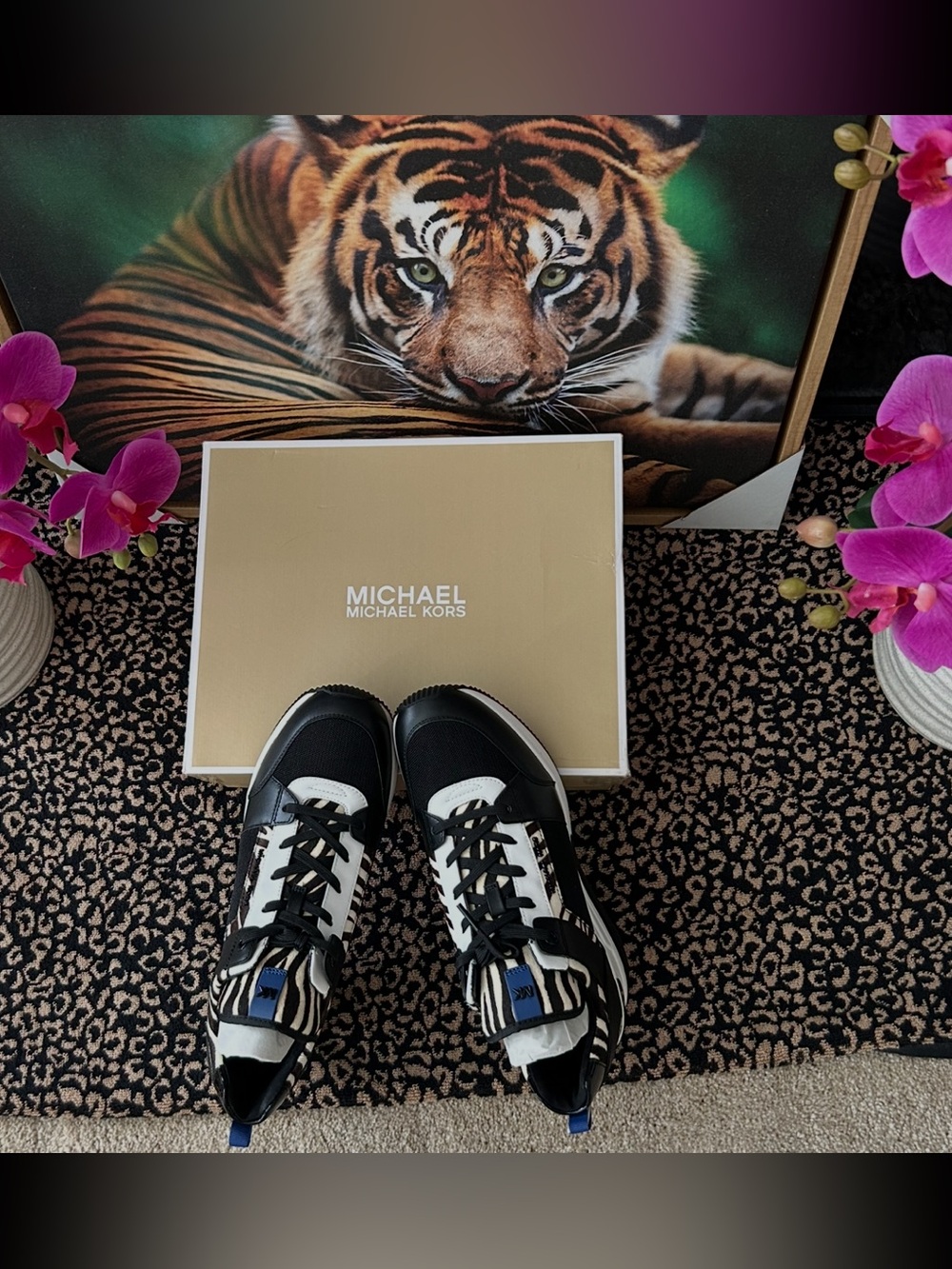 MICHAEL KORS NWT Lace-Up Georgie Trainer Shoes - Unisex